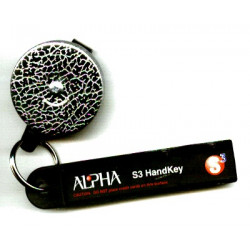 Детачер „Alpha“ за S3 система на заключване със самонавиващ се кабел и щипка за закрепване към колан Детачер „Alpha“ за S3 система на заключване със самонавиващ се кабел и щипка за закрепване към колан