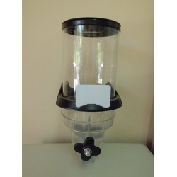 Дозиращ контейнер за насипни храни