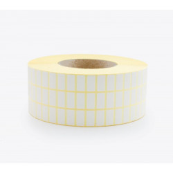 Бели самозалепващи етикети на ролка, 20x10 mm, 30000 етикета Бели самозалепващи етикети на ролка, 20x10 mm, 30000 етикета
